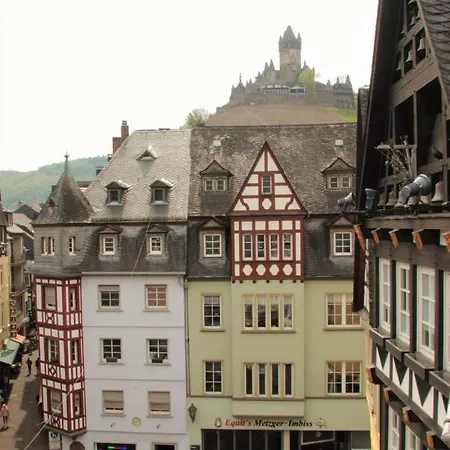 Am Markt 3*