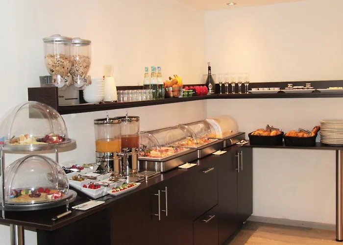 ホテル アム マルクト コッヘム